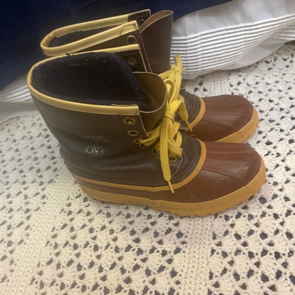 Sorel Artic Pac Boots - Picture 4 of 8